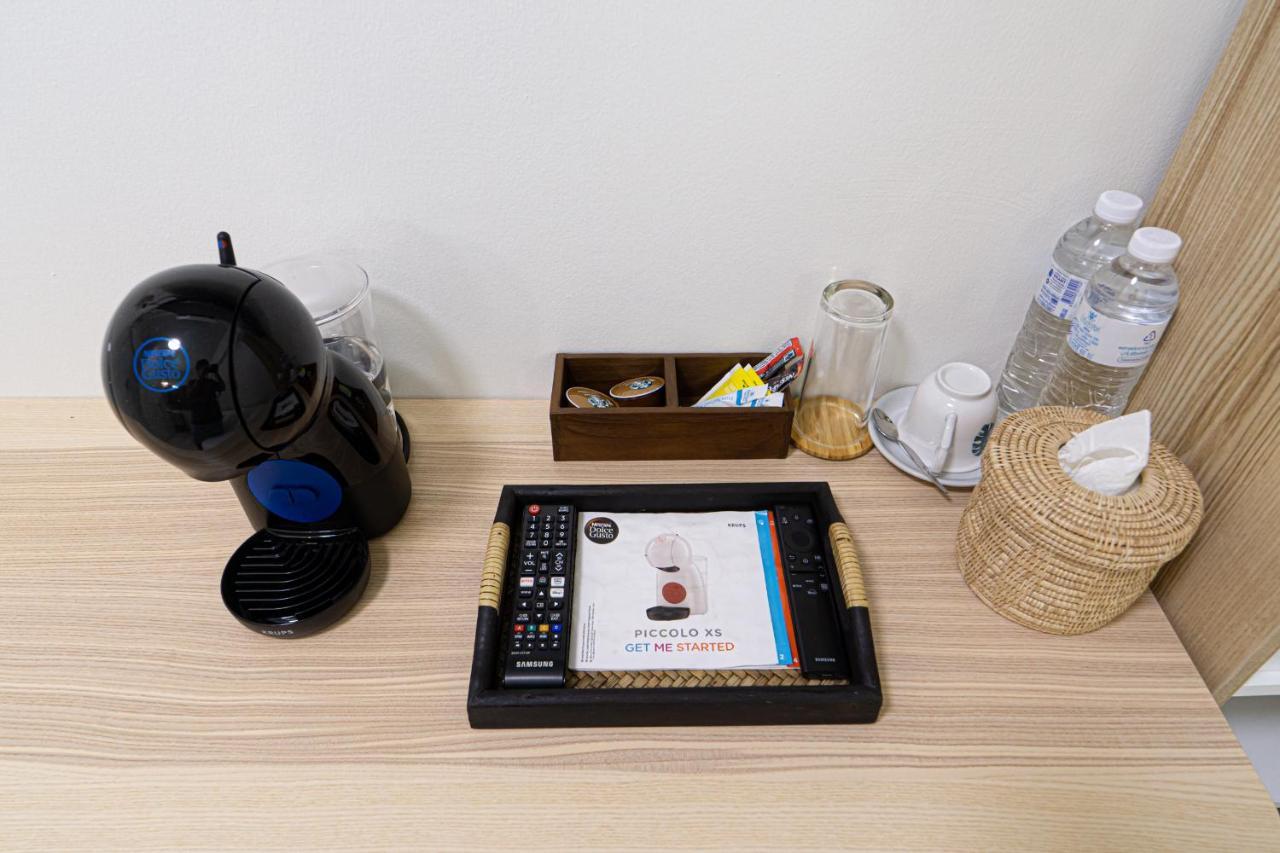 Canal View Lo-Ha Guest House, Contactless Check-In Bangkok Eksteriør billede